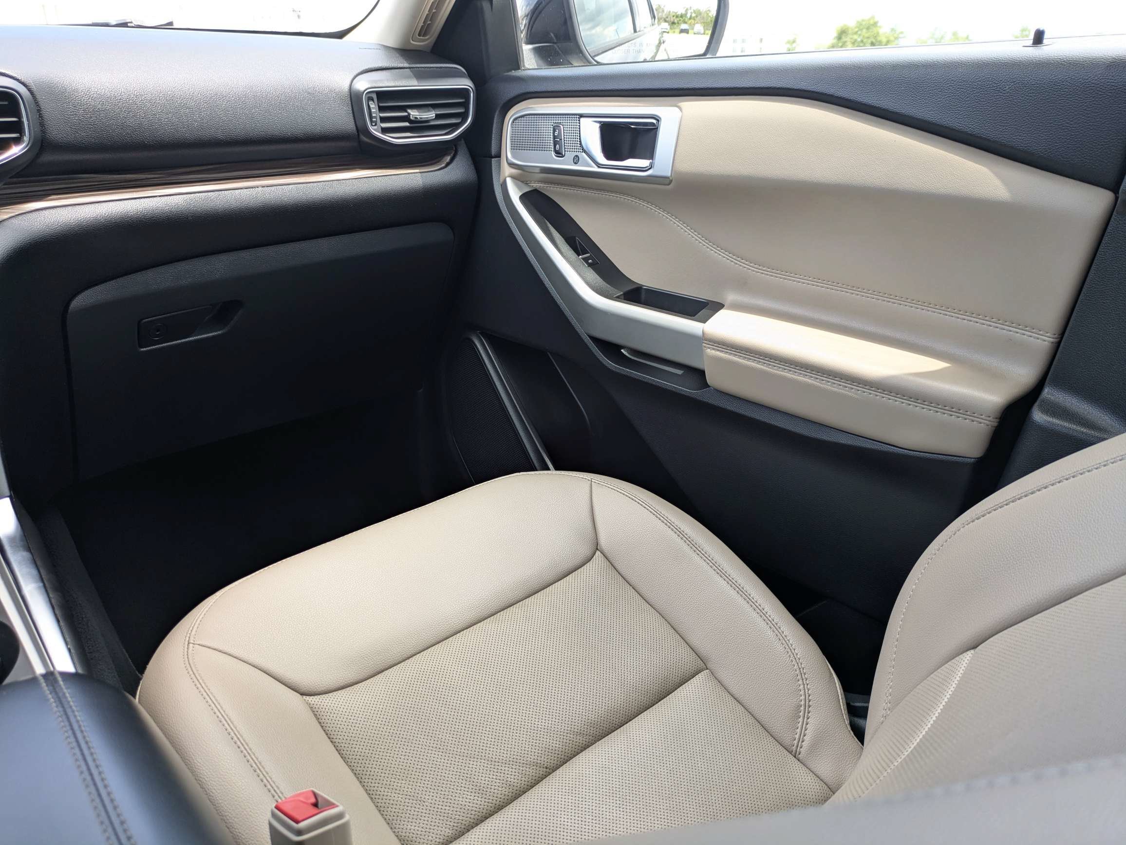 Used 2022 Carbonized Gray Metallic Ford Limited image 19