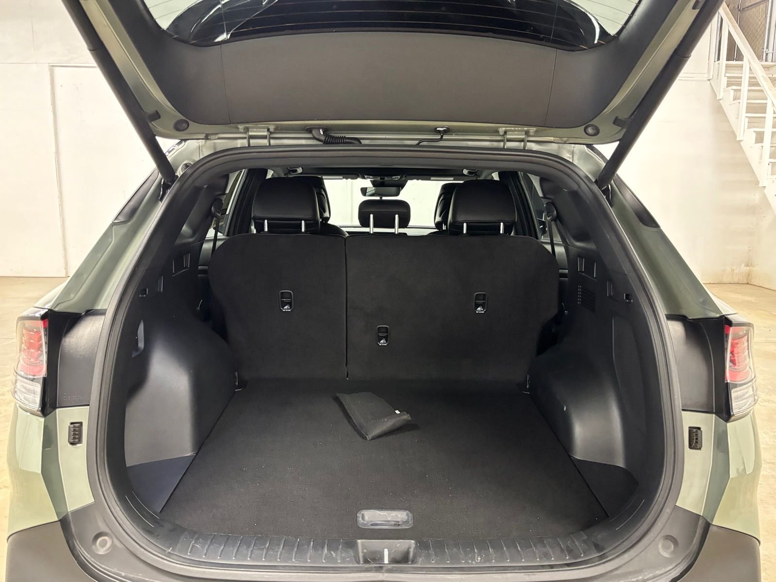 Used 2024 Green Kia X-Pro image 23