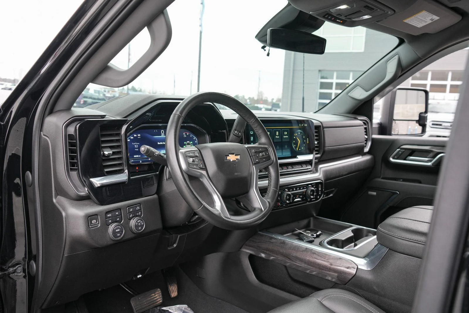 2024 Chevrolet Silverado 2500HD LTZ - Photo 12