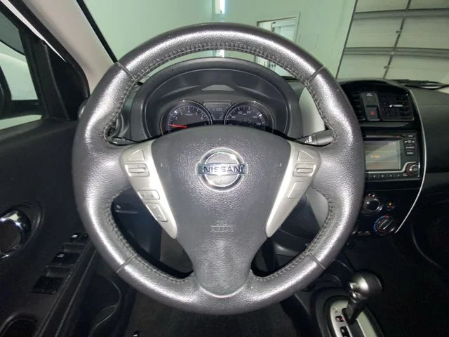Used 2017 White Nissan 1.6 SV image 14