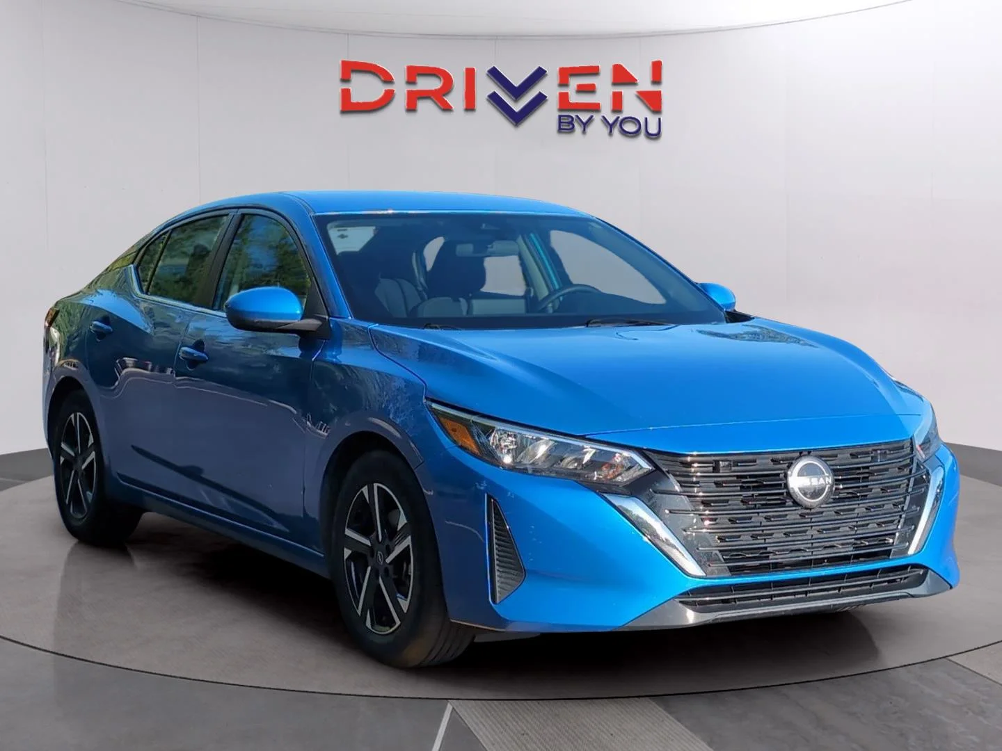 Used 2024 Electric Blue Metallic Nissan SV image 7