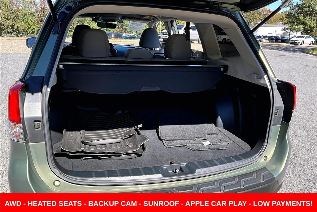 Used 2019 Green Subaru Premium image 26