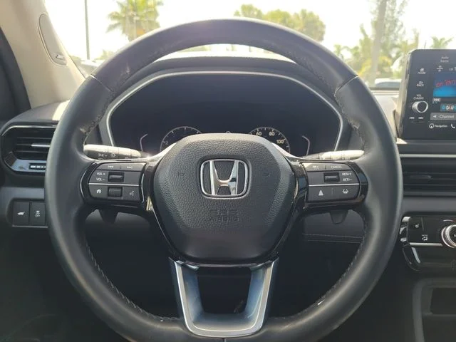 Used 2025 White Honda Touring image 22