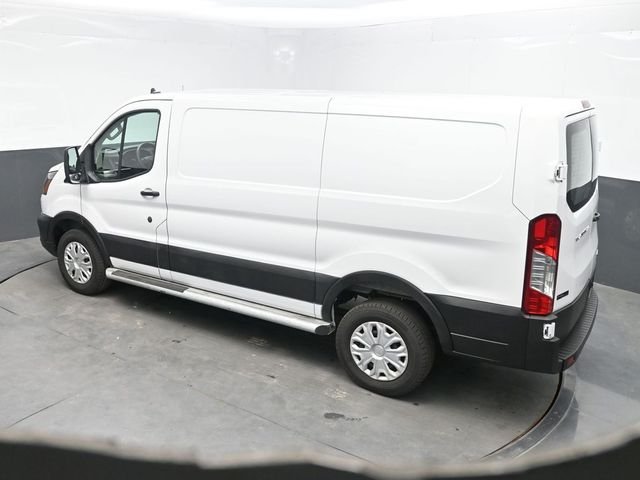 Used 2025 White Ford Base image 31