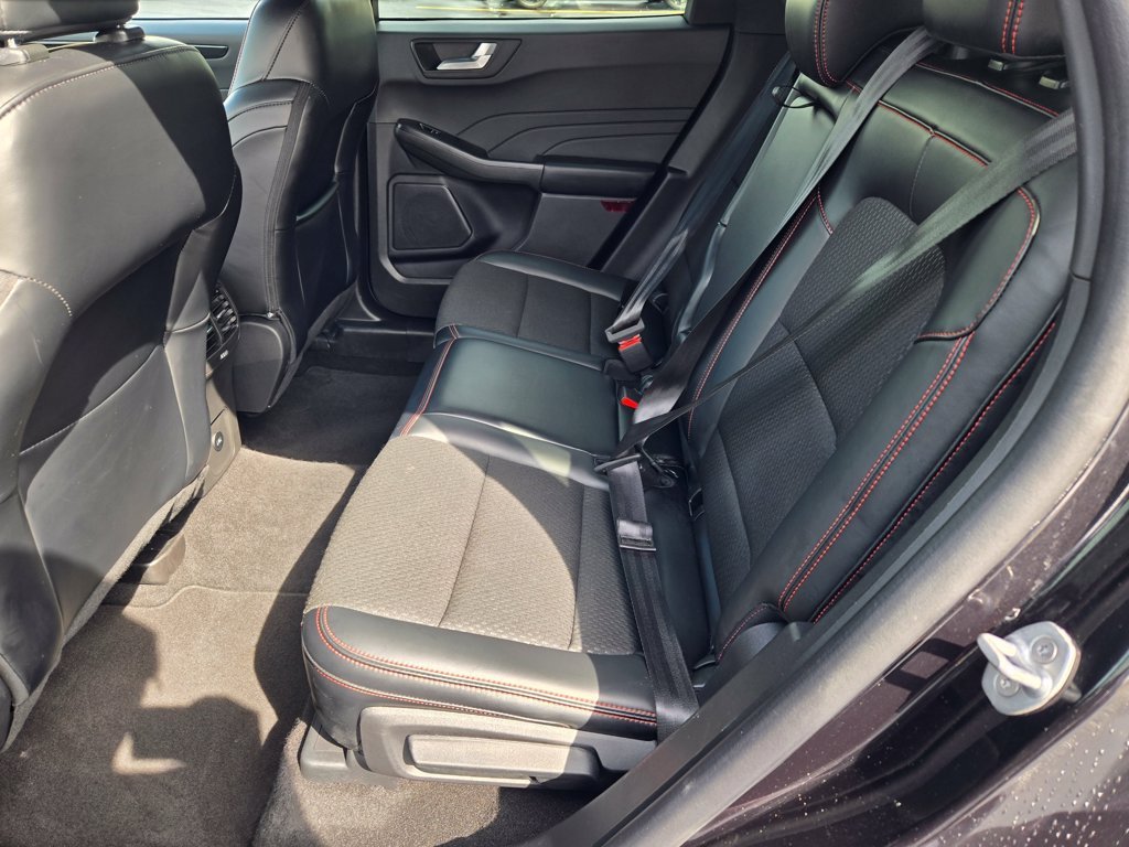 2025 Ford Escape ST-Line - Photo 22