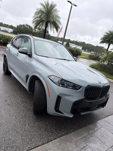 Used 2025 Brooklyn Gray Metallic BMW xDrive40i image 2