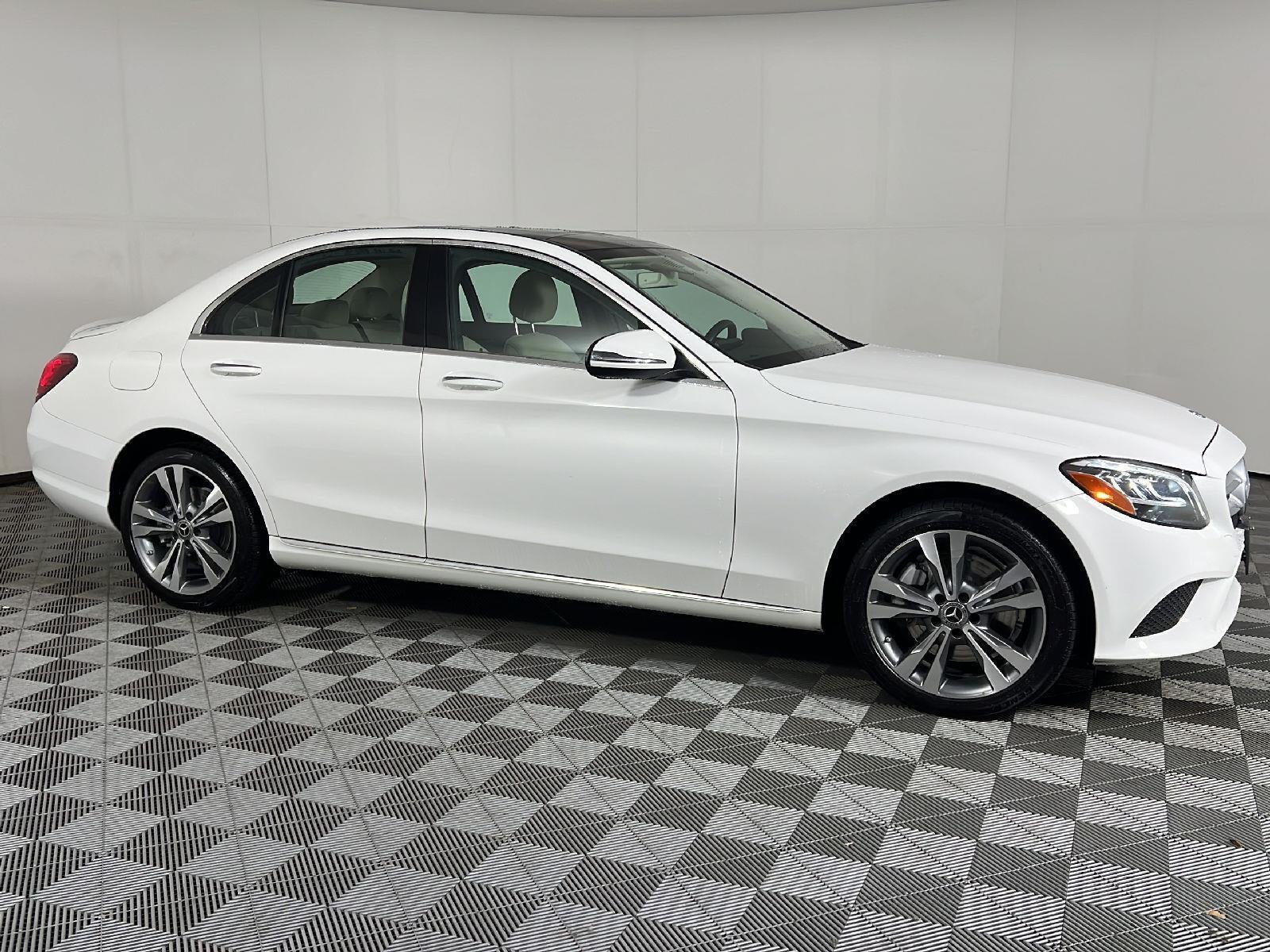 Used 2019 Polar White Mercedes-Benz C 300 image 3