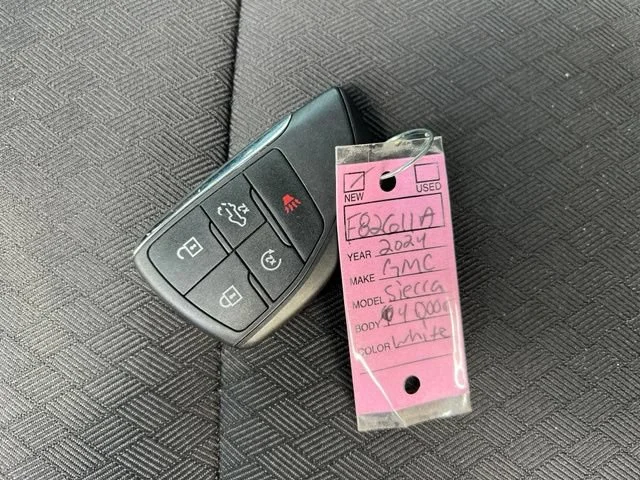 Used 2024 Summit White GMC Elevation image 14