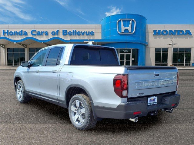 New 2026 Solar Silver Metallic Honda RTL AWD image 3
