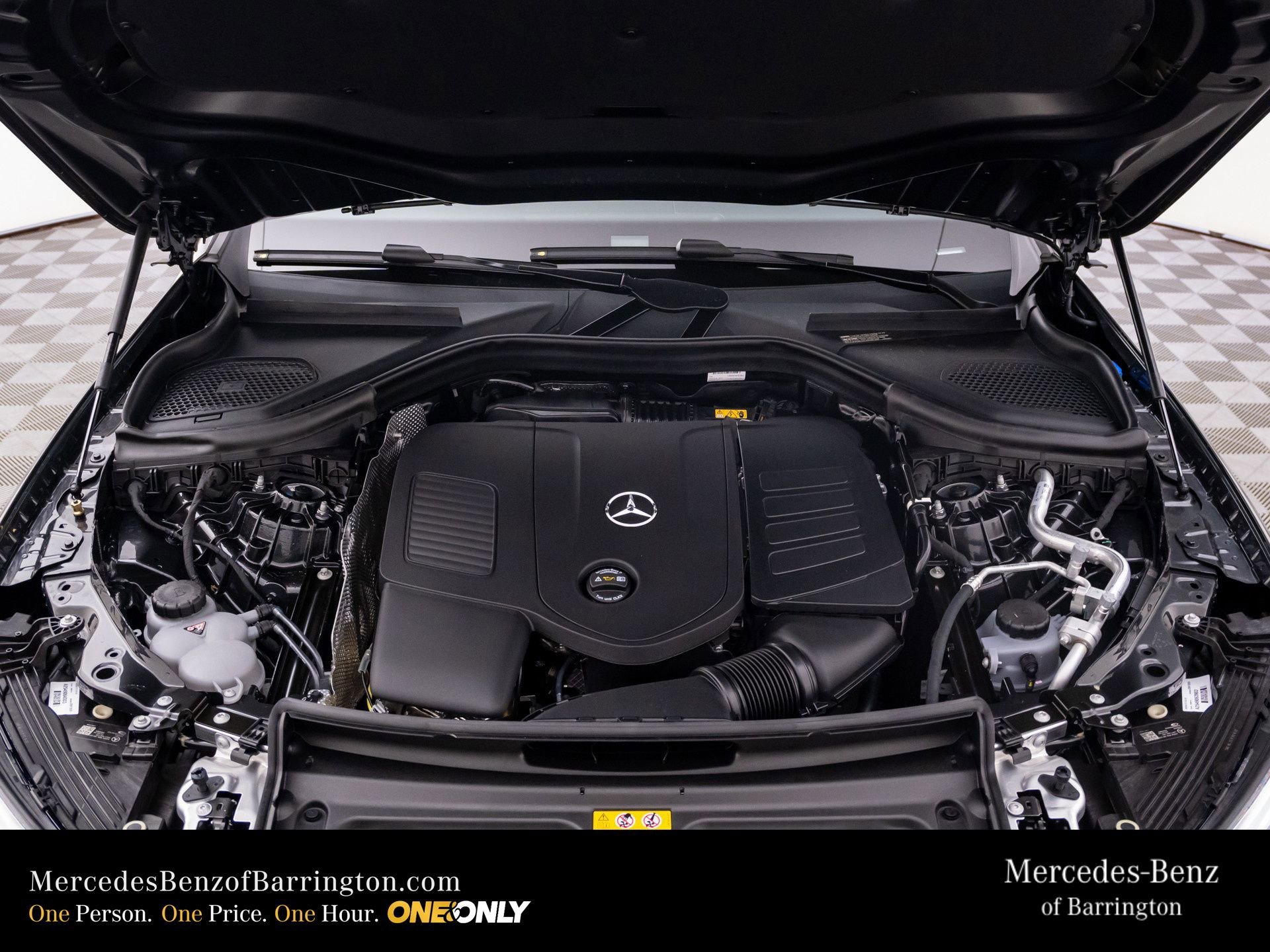 New 2026 Graphite Grey Metallic Mercedes-Benz GLC 300 image 84