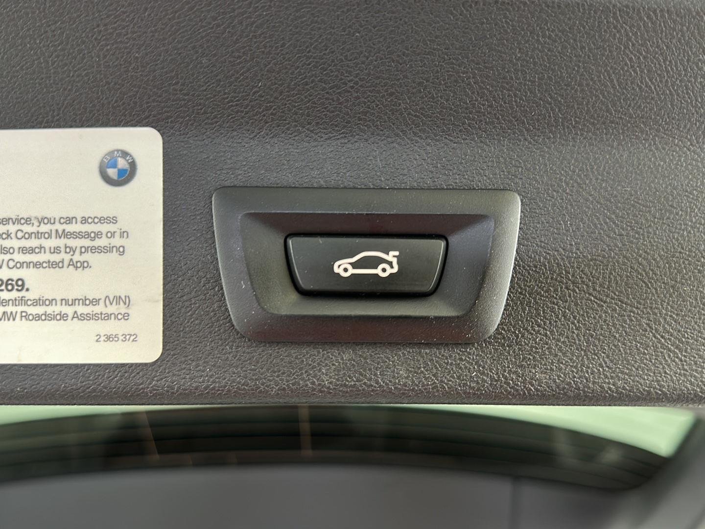 Used 2022 Alpine White BMW xDrive30i image 33