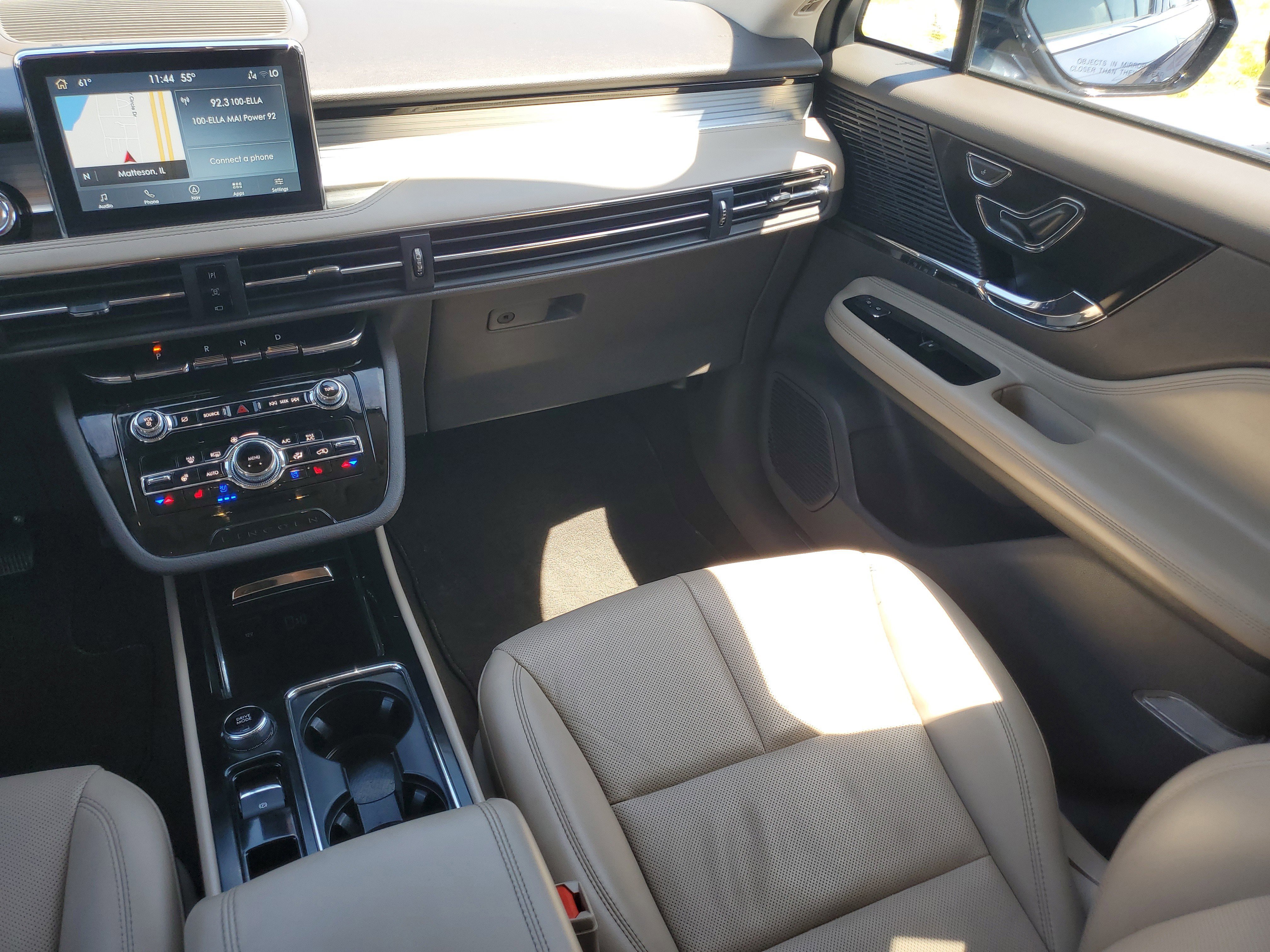 Used 2022 Gray Lincoln Standard image 18