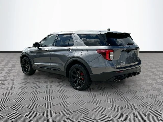Used 2022 Gray Ford ST image 7
