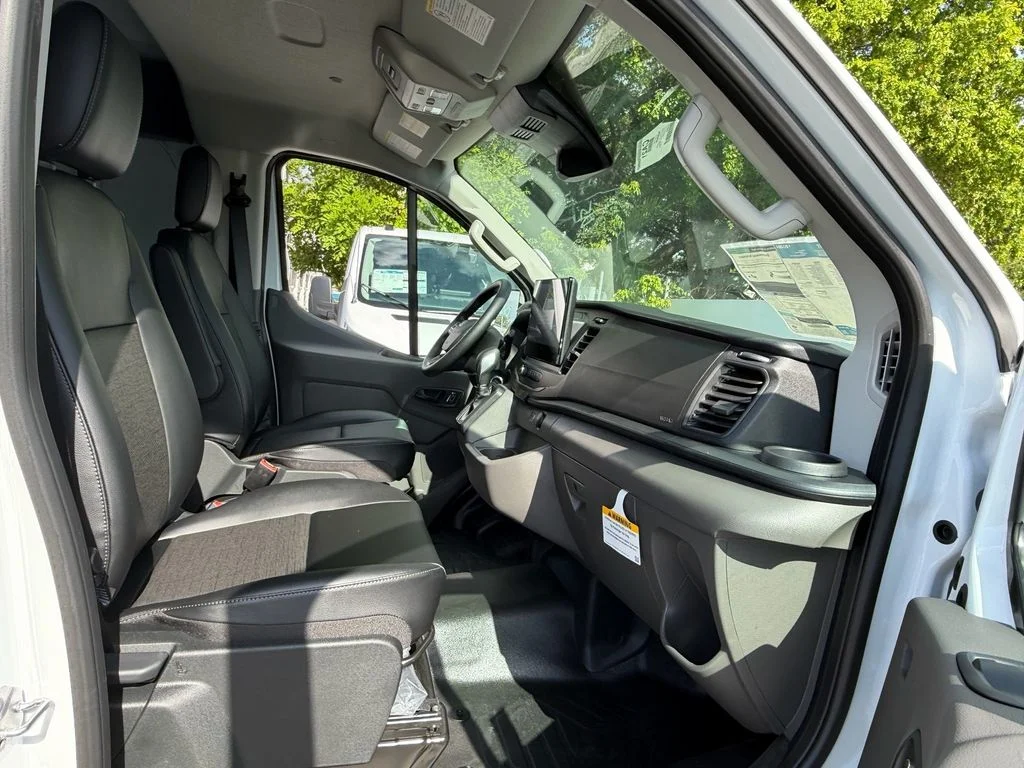 New 2026 White Ford Base image 6