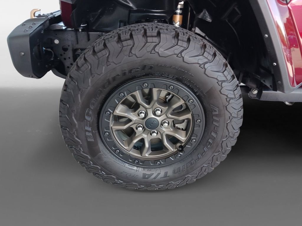 Used 2022 Red Jeep Unlimited Rubicon 392 image 15