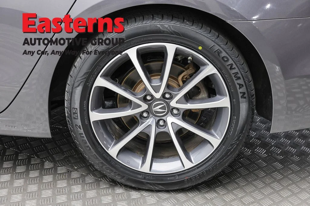 Used 2018 Gray Acura 3.5L V6 image 8