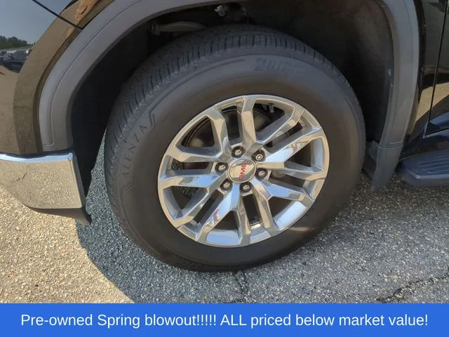 Used 2020 Black GMC SLT image 6