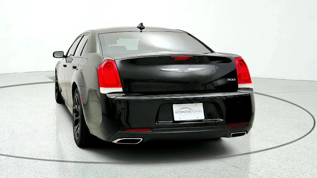 Used 2020 Gloss Black Chrysler Touring RWD w/ Sport Appearance Package image 6