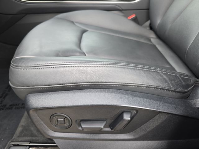 Used 2023  Audi 45 Premium Plus image 33