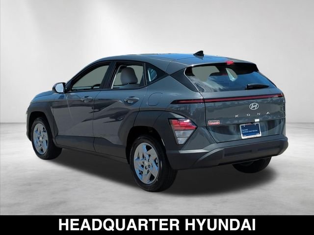 Used 2026 Gray Hyundai SE image 7