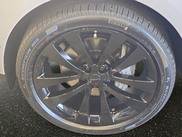 New 2026 Borasco Grey Land Rover SE image 22