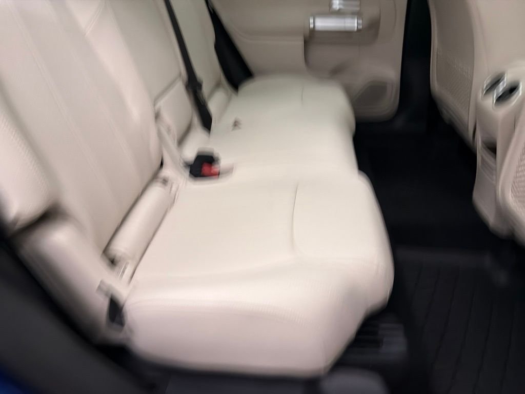 New 2026 Starling Blue Metallic Mercedes-Benz GLB 250 image 27