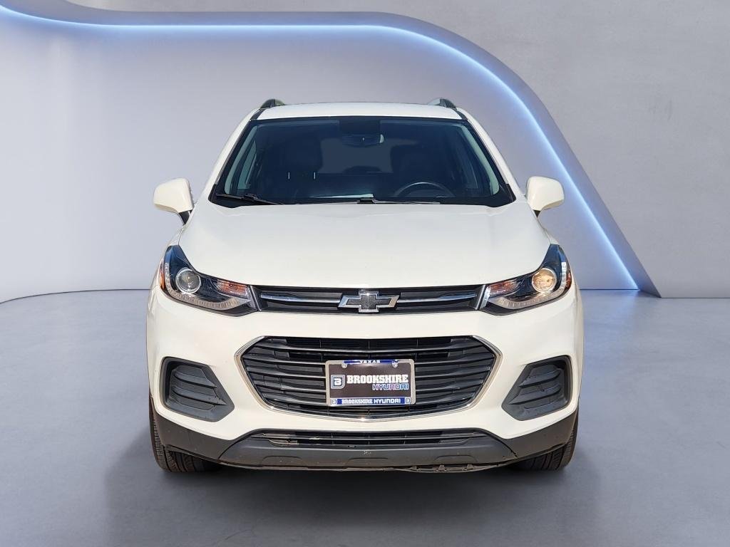 Used 2022 Summit White Chevrolet LT image 2