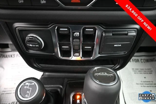 Used 2025 Black Jeep Sport S image 27