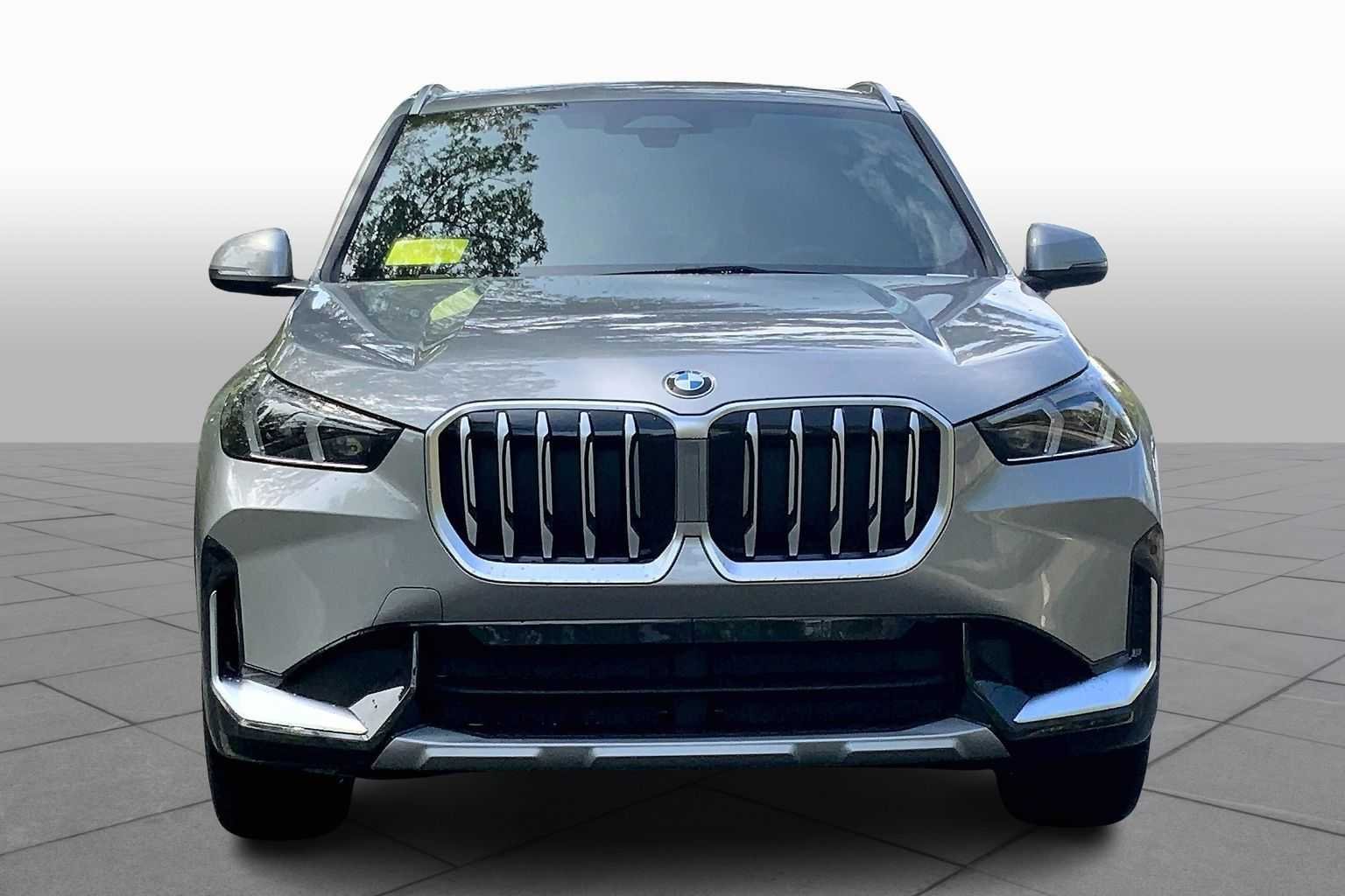 Used 2026 Space Silver Metallic BMW xDrive28i image 3