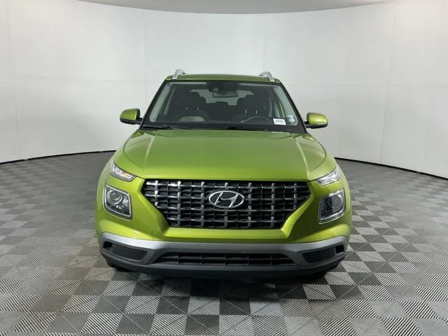 Used 2021 Green Hyundai SEL image 2