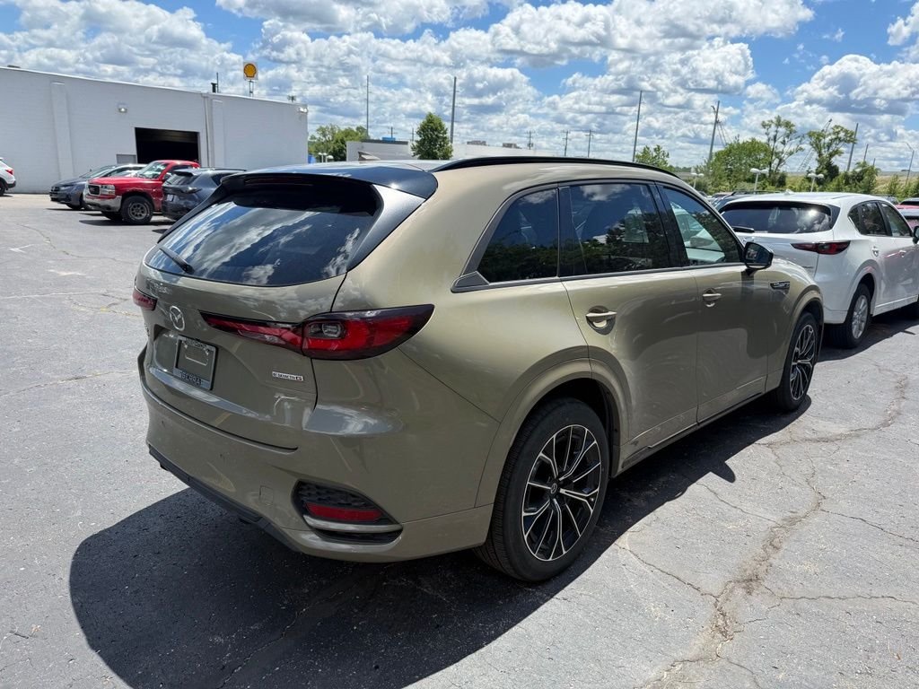 Certified Used 2025 Beige Mazda 3.3 Turbo S Premium image 3