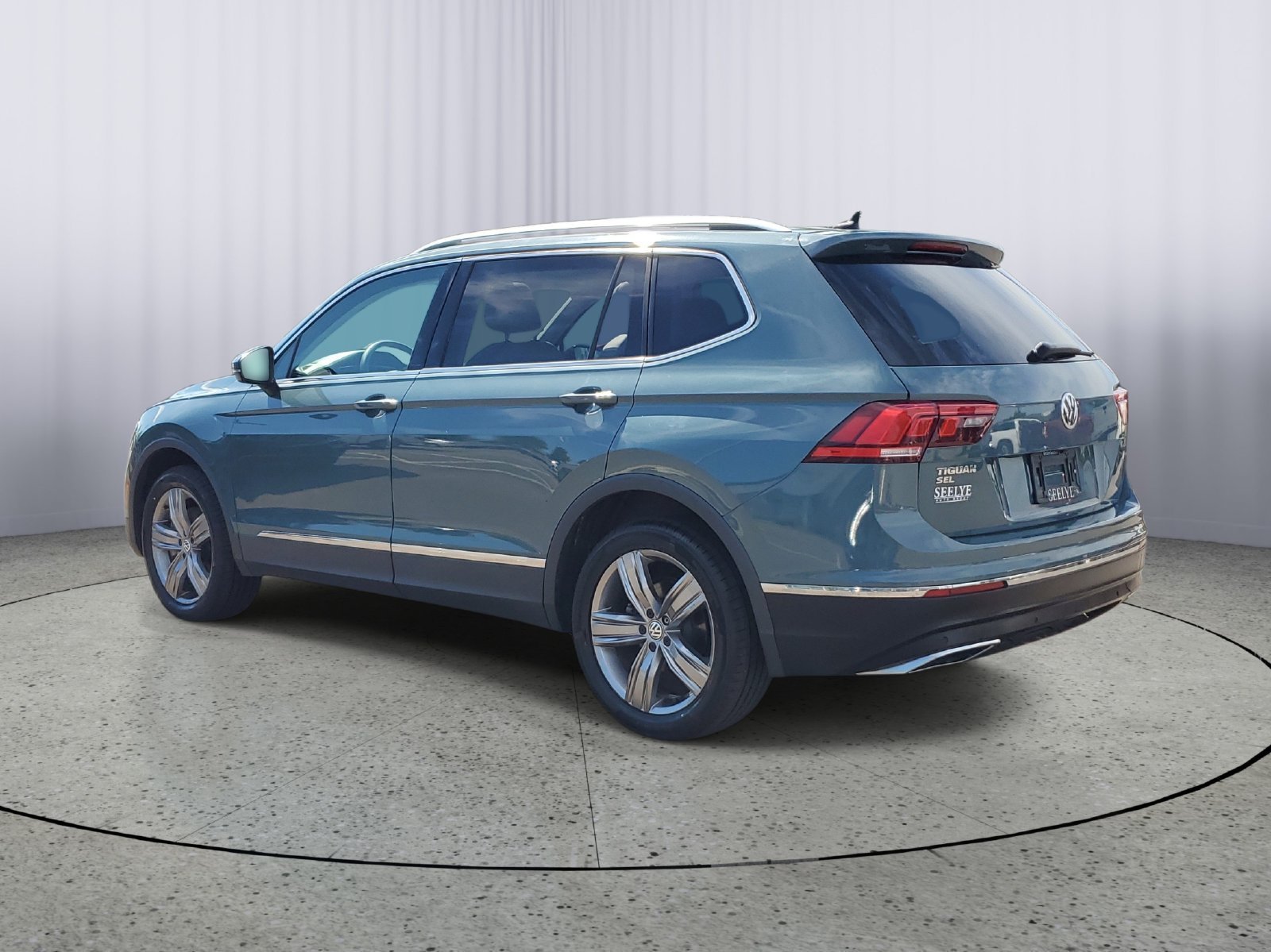 Used 2021 Blue Volkswagen 2.0T SEL image 3