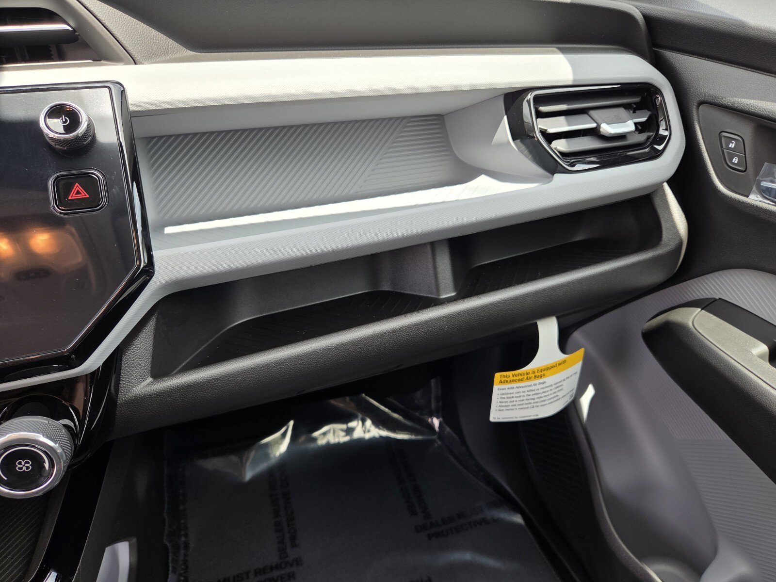 2027 Chevrolet Bolt LT - Photo 26