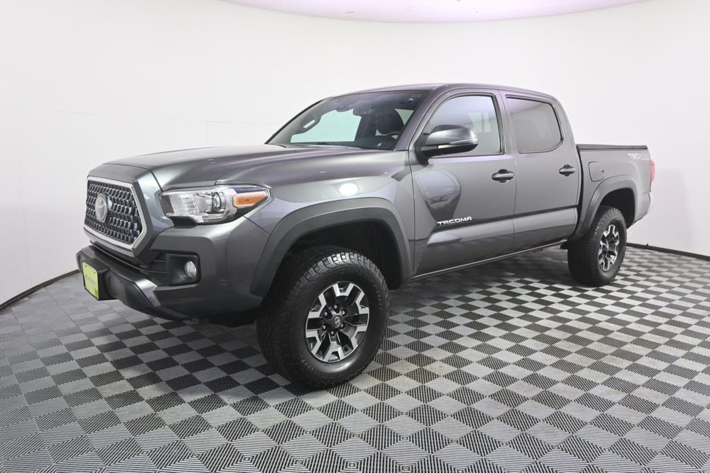 Used 2019 Toyota Tacoma TRD Off Road with VIN 5TFCZ5AN3KX209124 for sale in St. Louis Park, Minnesota