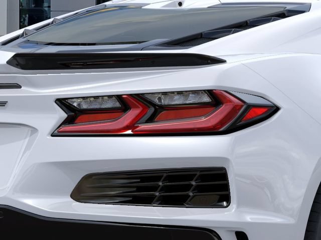 New 2027 Arctic White Chevrolet 1LT image 12