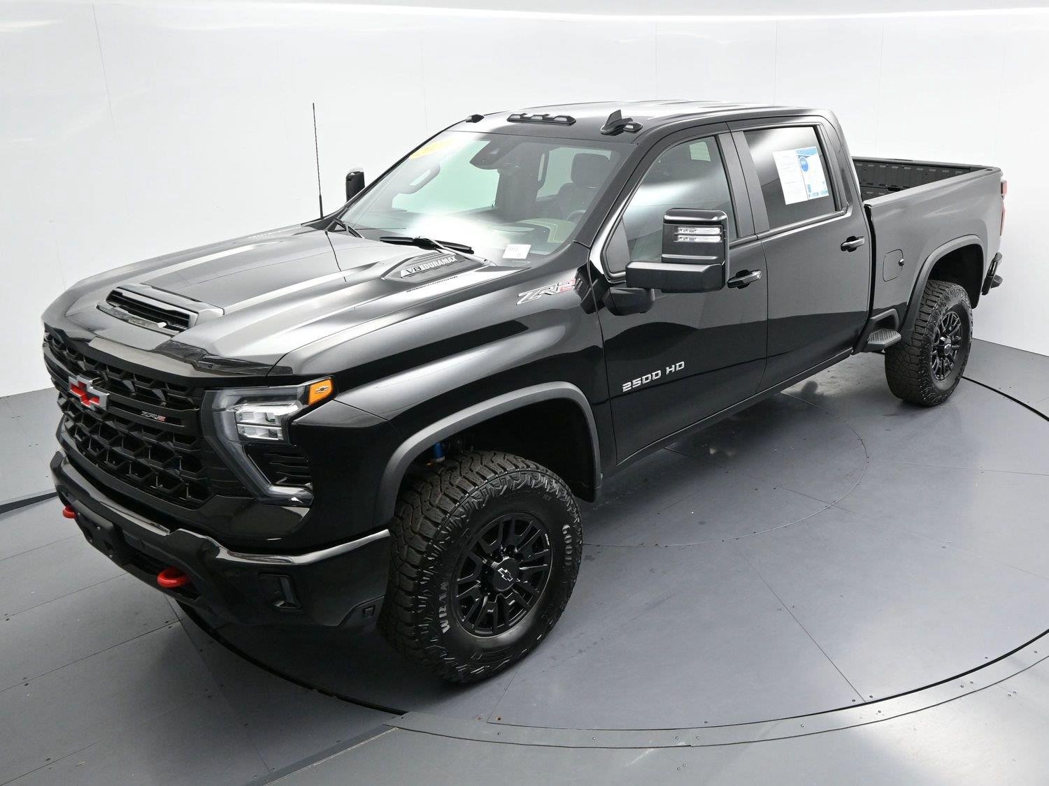 Used 2026 Black Chevrolet ZR2 image 42