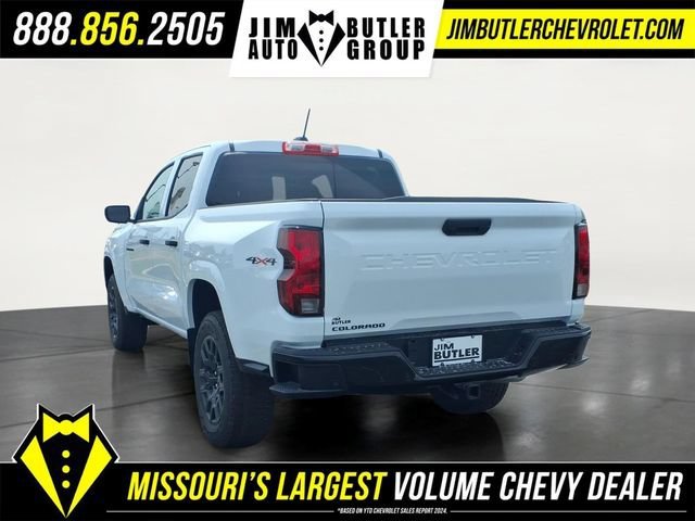 New 2026 Summit White Chevrolet WT image 2