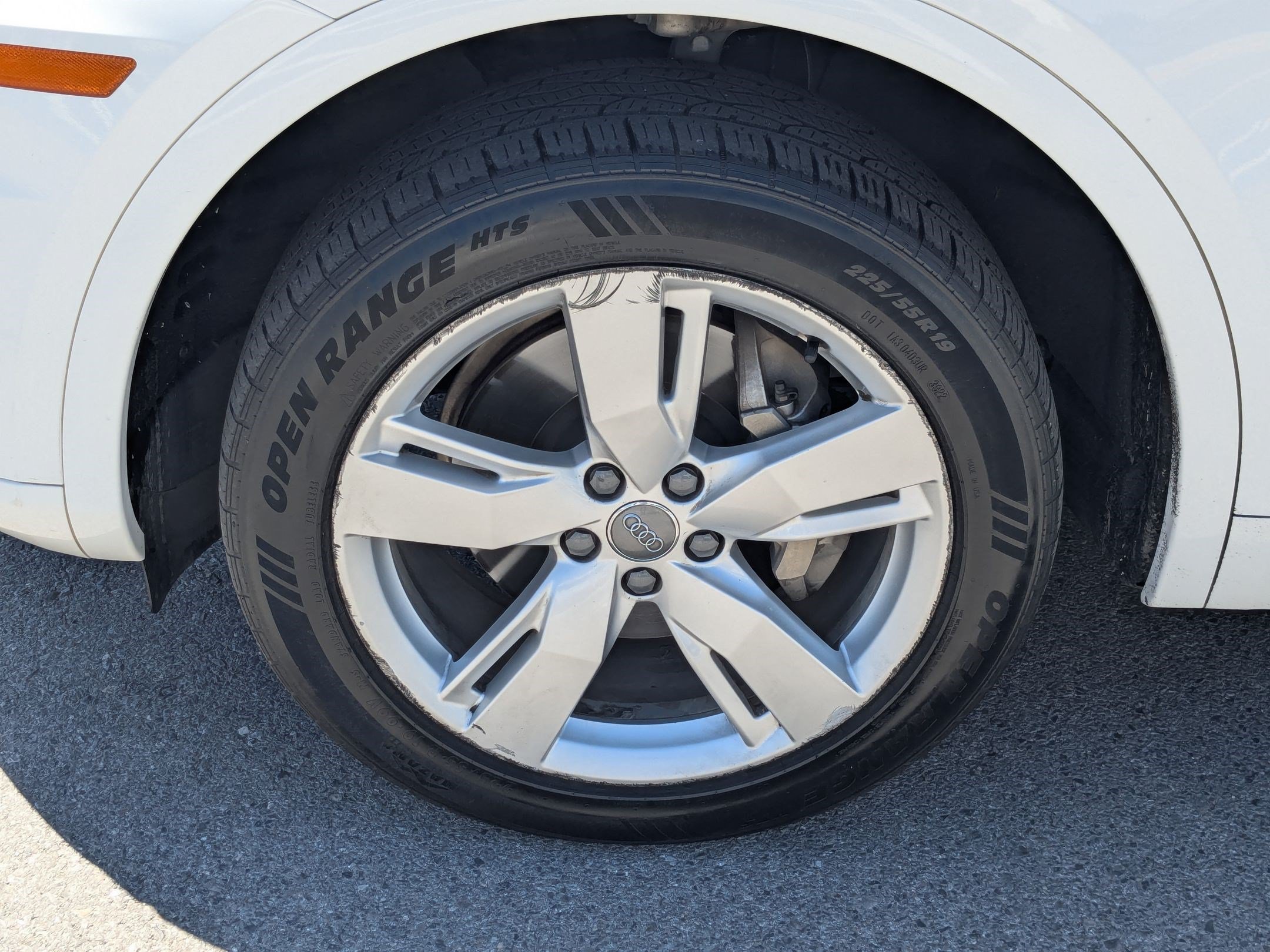 Used 2019 Ibis White Audi Premium Plus image 10