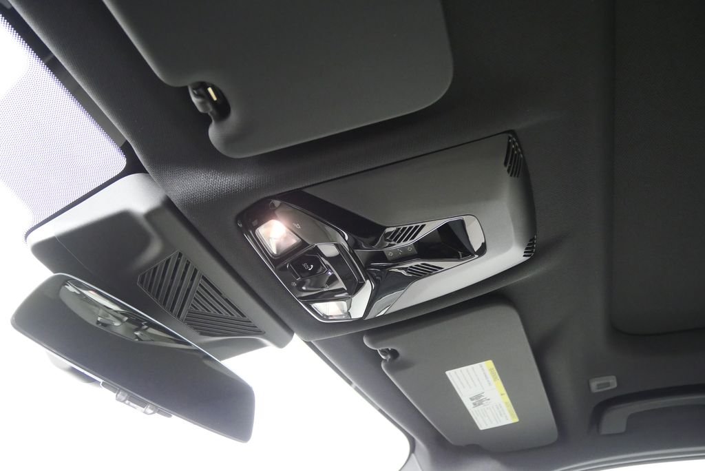 2026 BMW X1 28i - Photo 22