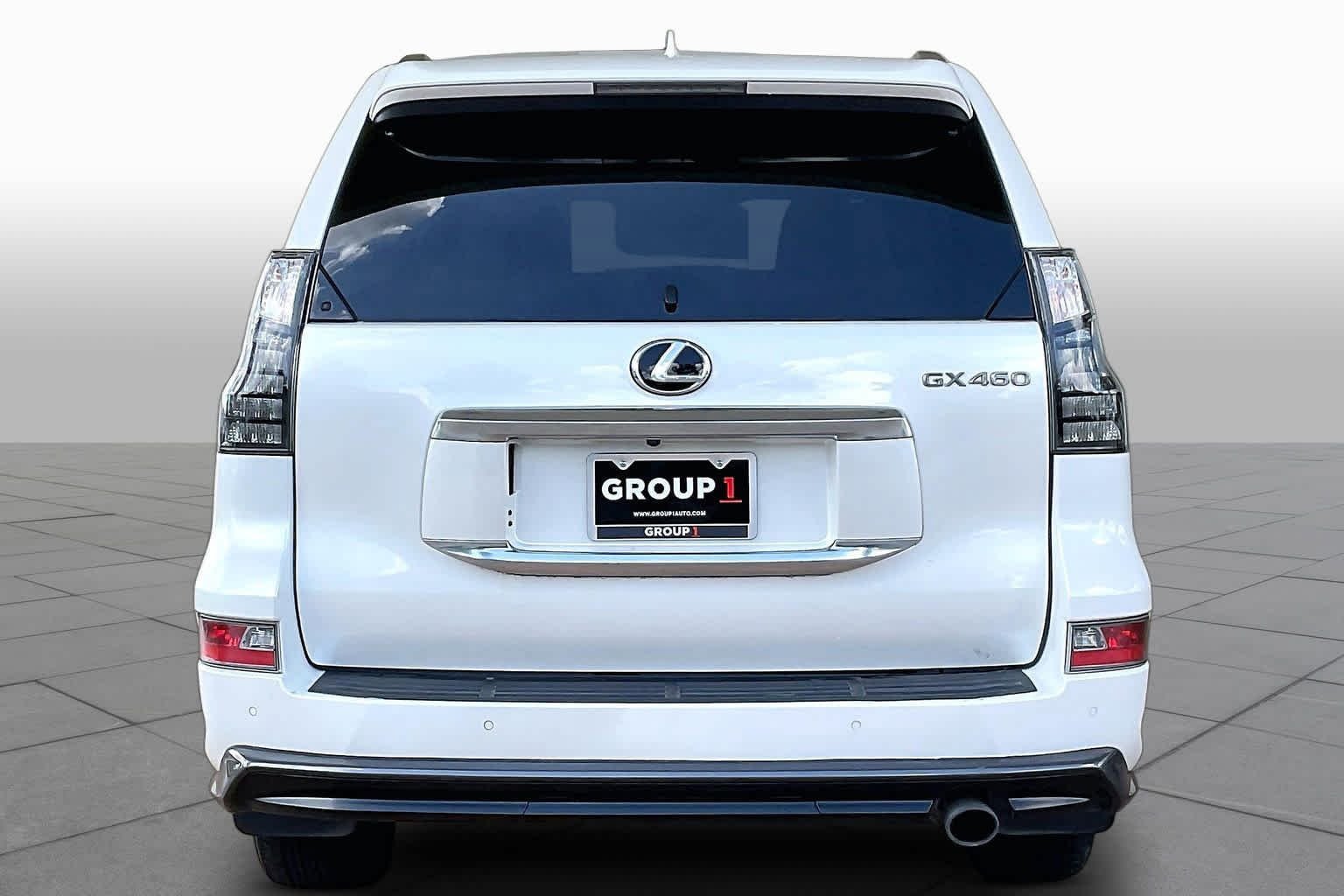 Used 2023 Eminent White Pearl Lexus Luxury image 5