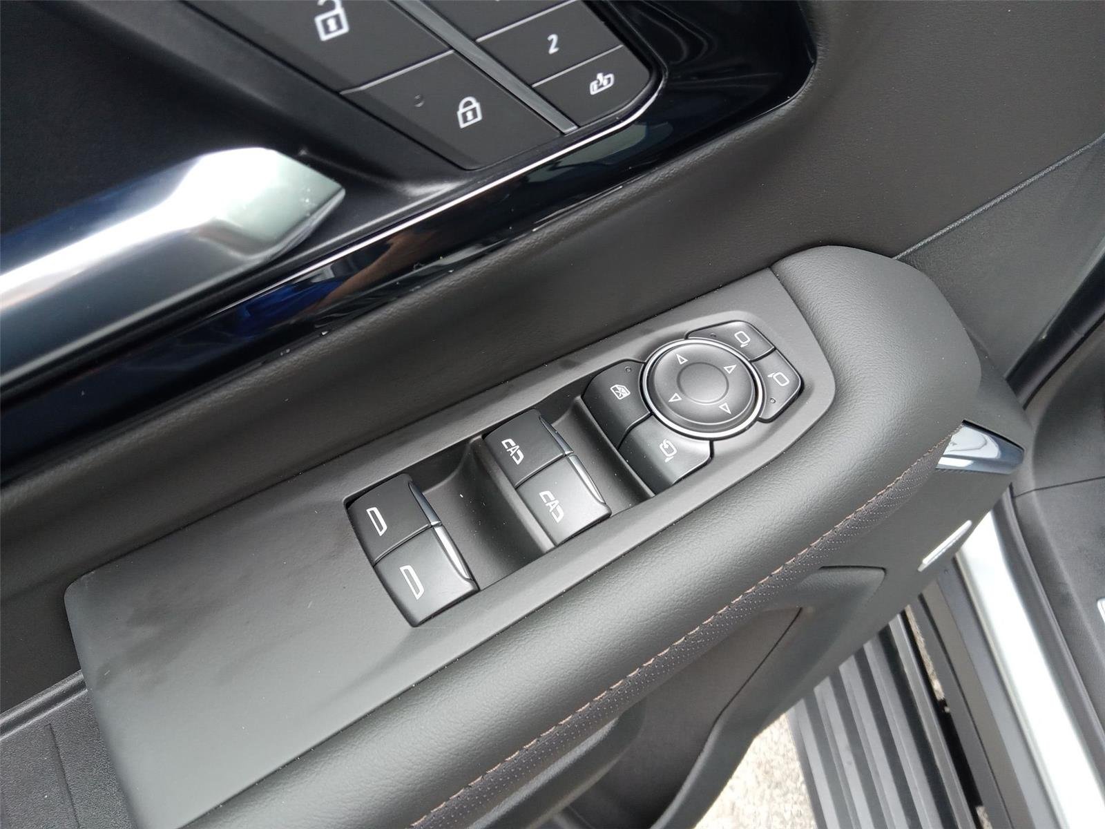 2026 Chevrolet Suburban High Country - Photo 15