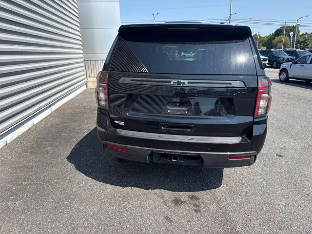 Used 2021 Black Chevrolet Z71 image 6