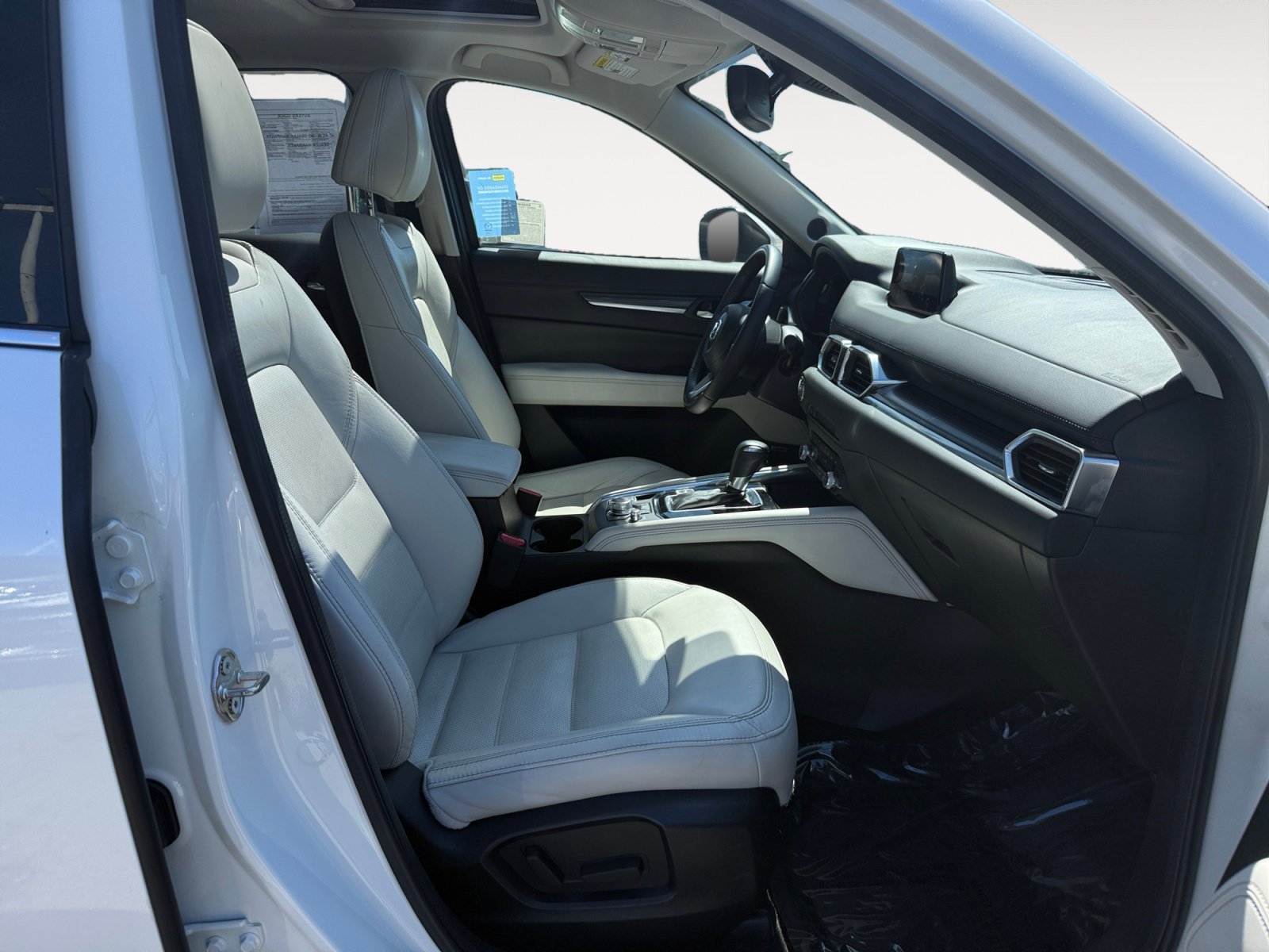 Used 2019 Snowflake White Pearl Mica Mazda Grand Touring image 19