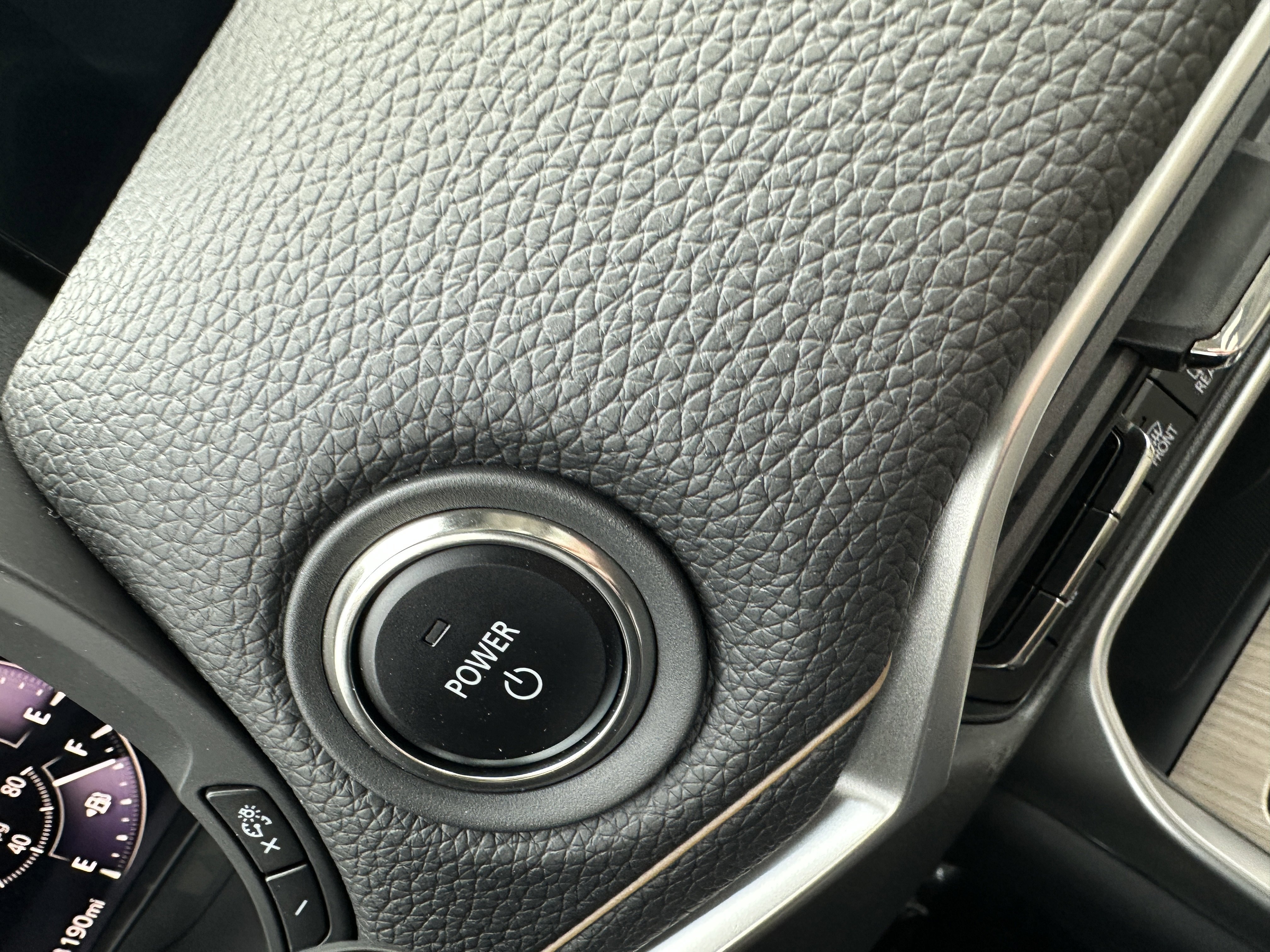 Used 2025 Rhodium White Premium Mazda Premium image 34
