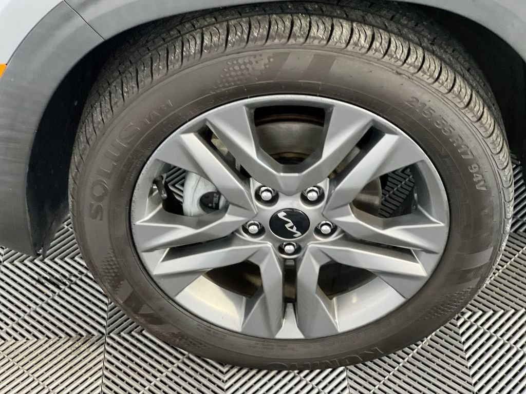Used 2022 Gray Kia S image 7