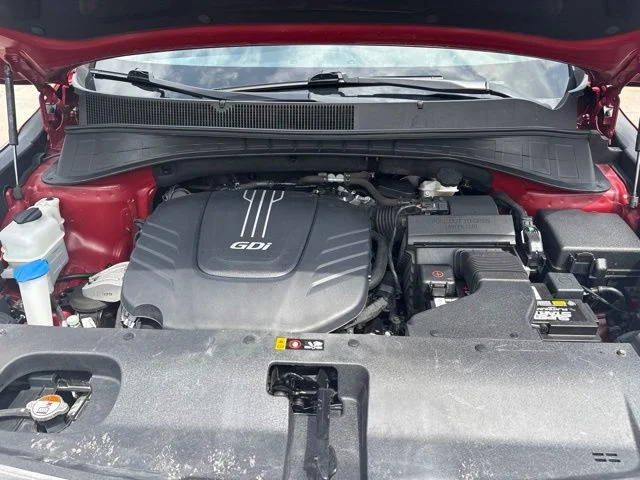Used 2018 Red Kia LX image 9