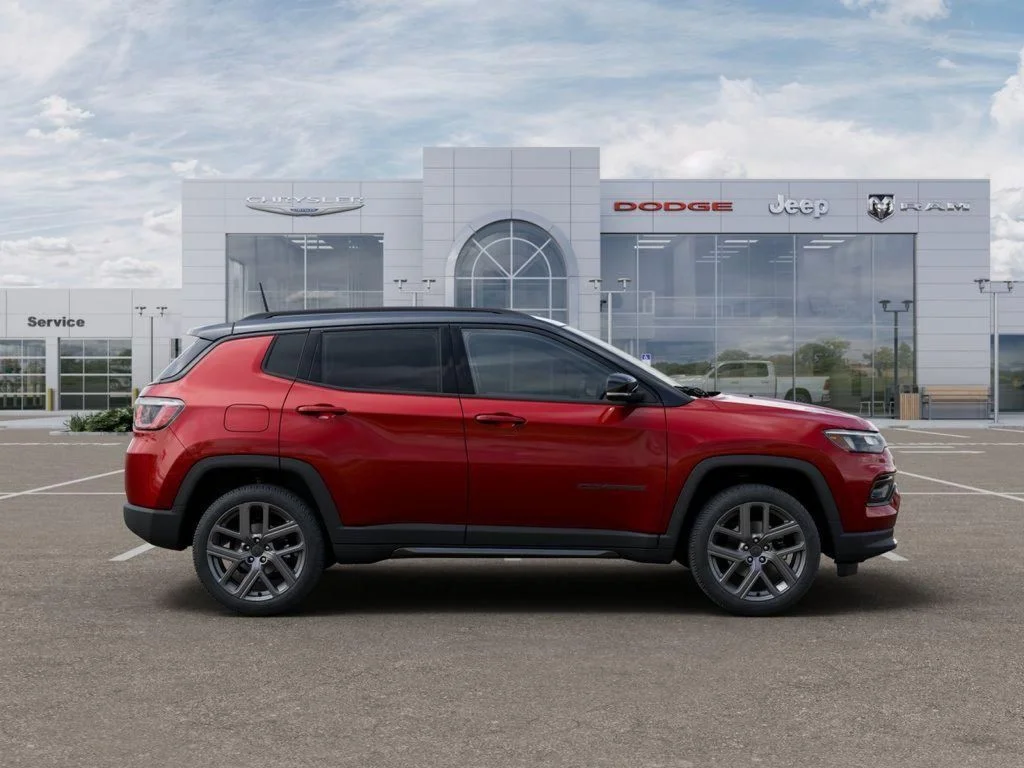 New 2026 Red Hot Pearl-Coat Exterior Paint Jeep Limited image 21