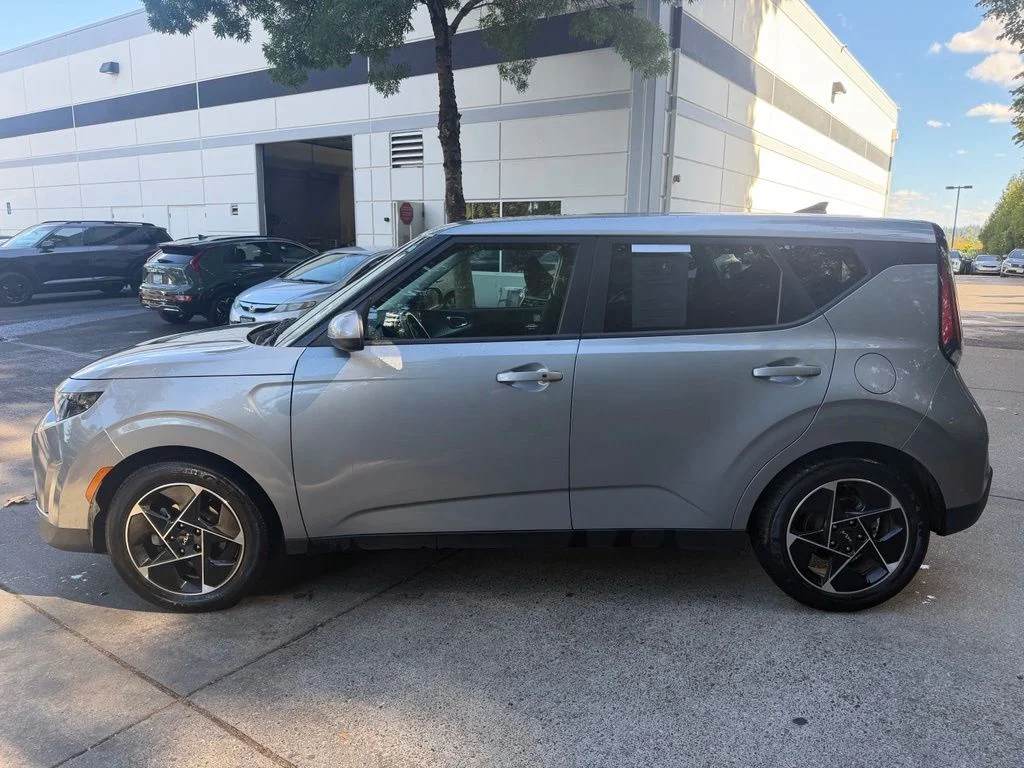 Used 2023 Steel Gray Kia EX image 5