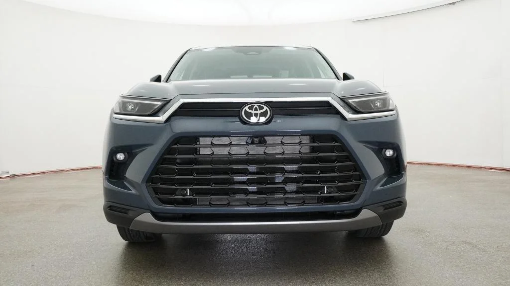New 2026 Storm Cloud Toyota Platinum image 10