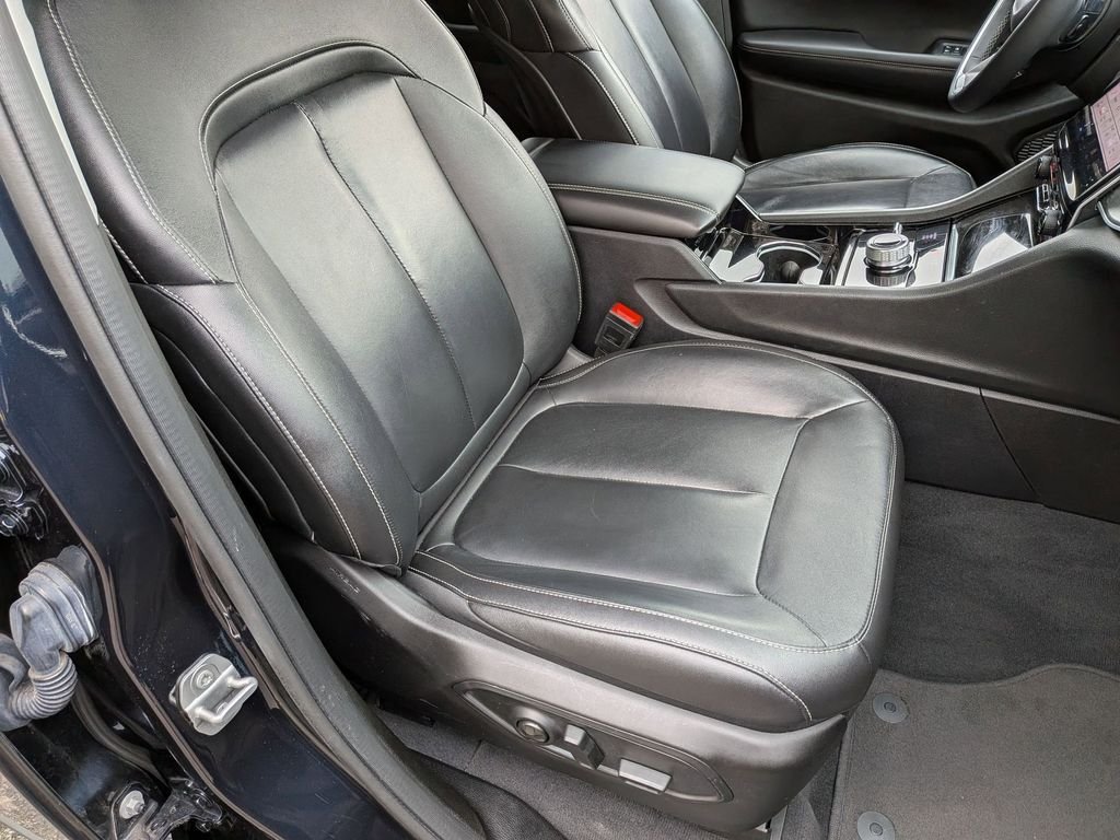 Used 2023 Black Jeep Limited image 29